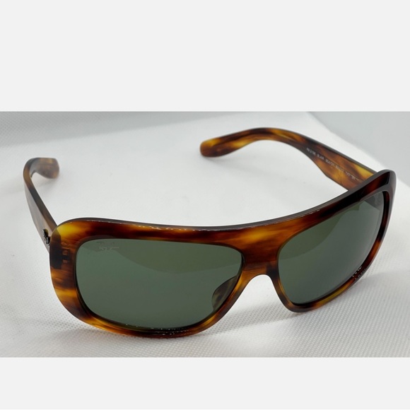 Ray-Ban Accessories - Ray-Ban Tortoiseshell Frame Sunglasses with Green Lenses